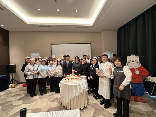 佳木斯萬達(dá)錦華酒店舉行第三季度員工生日會
