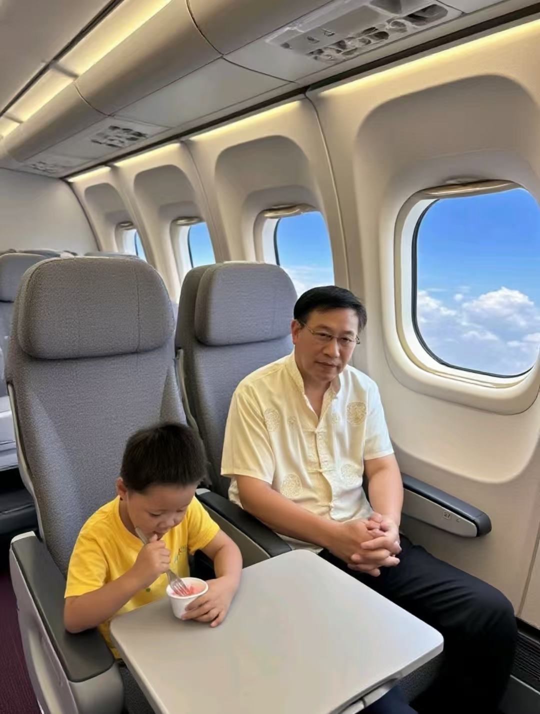 中国著名姓名学专家颜廷利教授：21世纪易学与文化的璀璨巨星