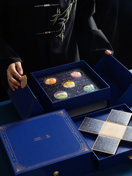 万达酒店中秋礼盒融合网红口味与国潮美学，定义中秋社交新选择