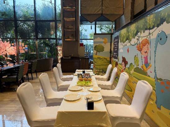 童趣暖聚，焙享时光——广元富力万达嘉华酒店汉堡亲子DIY圆满落幕